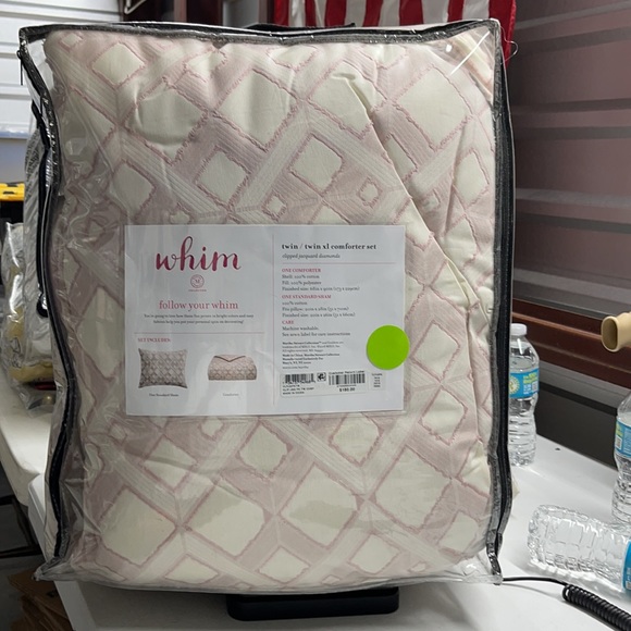 Martha Stewart Whim 2-Pc. TWIN XL Comforter Set - Picture 2 of 11